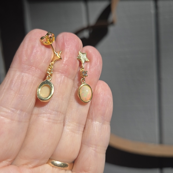 Opal & blue Topaz sterling & gold star earrings NEW - Picture 10 of 10